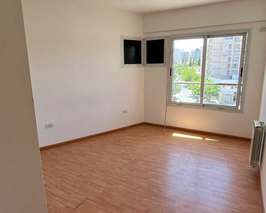 WhatsApp Image 2025-11-05 at 14.10.12 (1)