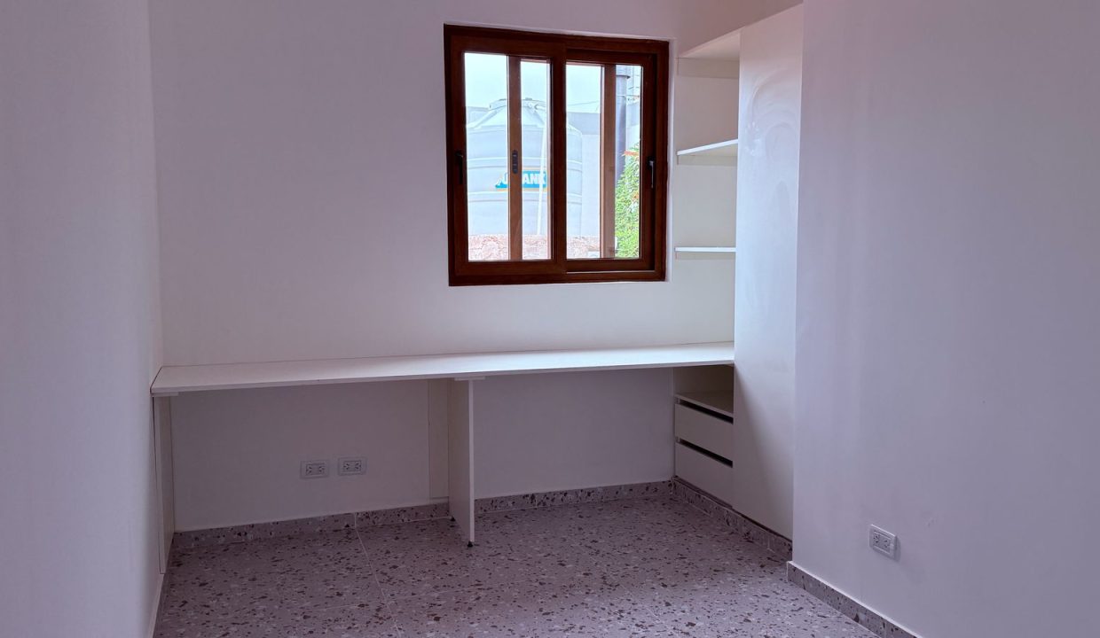 WhatsApp Image 2026-04-21 at 13.38.53